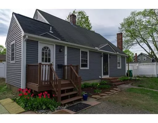 17 Schley St, Clinton, MA 01510