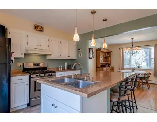 Georgetown, MA 01833,11 Larch Road