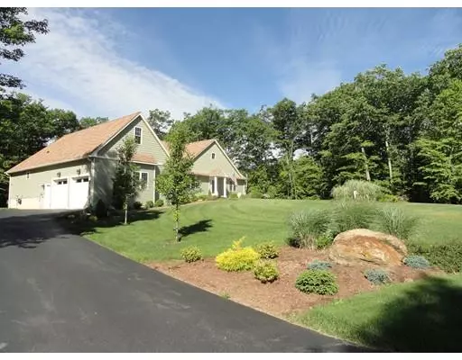 Rutland, MA 01543,2 Lowry Lane