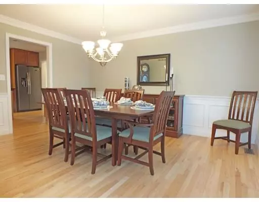 Chelmsford, MA 01824,15 Arthur Ave