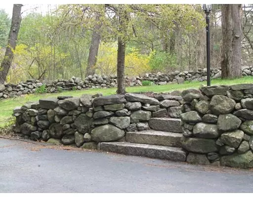 West Boylston, MA 01583,211 Fairbanks St