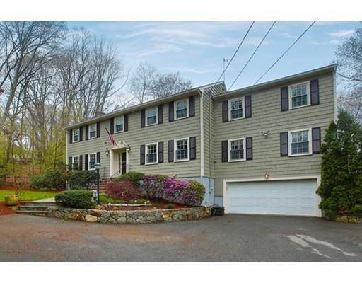 106 Thornberry Rd, Winchester, MA 01890