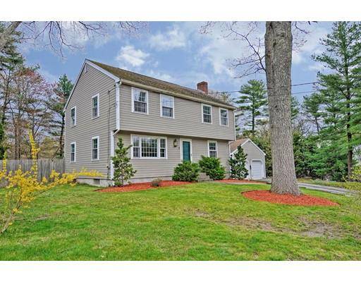 Walpole, MA 02081,3 Fern Dr