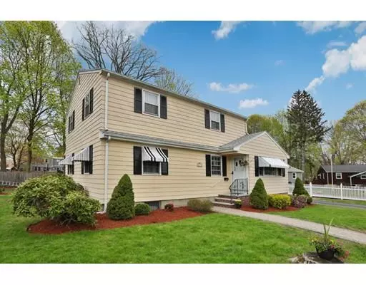 22 Daniel Rd, Wakefield, MA 01880