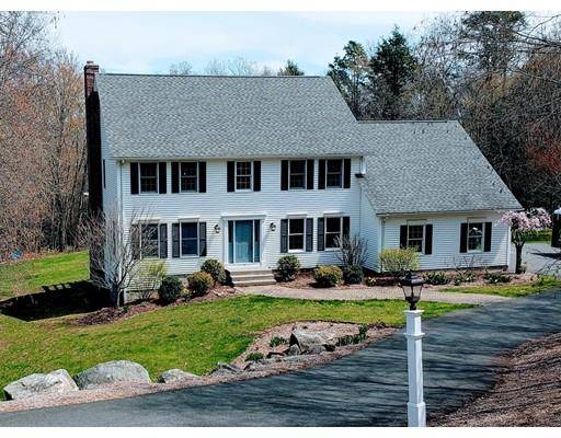 9 Deerfield Drive, Wilbraham, MA 01095