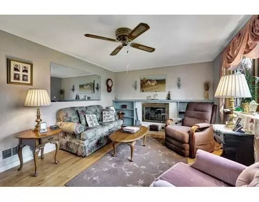Woburn, MA 01801,11 Churchill Rd