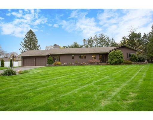 23 Edward Circle, Longmeadow, MA 01106