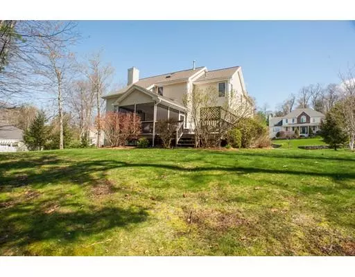 Northbridge, MA 01534,266 Shining Rock Dr