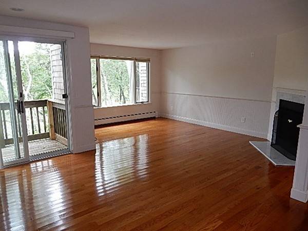 Mashpee, MA 02649,11 Riverview #B