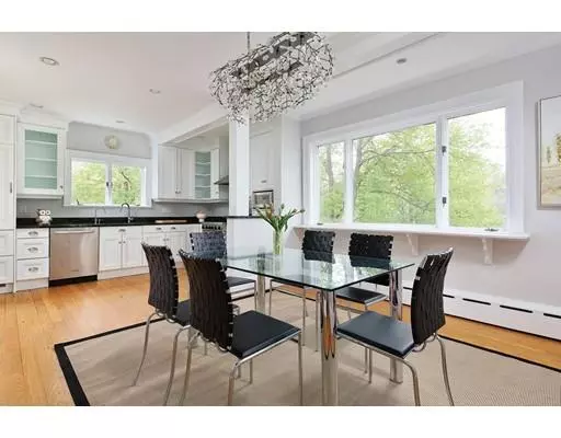 Brookline, MA 02445,176 Tappan St