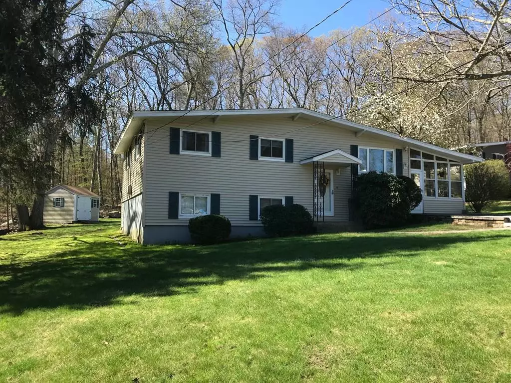 Southborough, MA 01772,19 Harris Drive