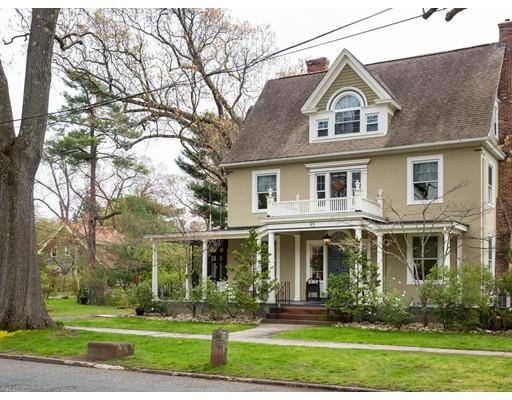 95 S Park Ave, Longmeadow, MA 01106