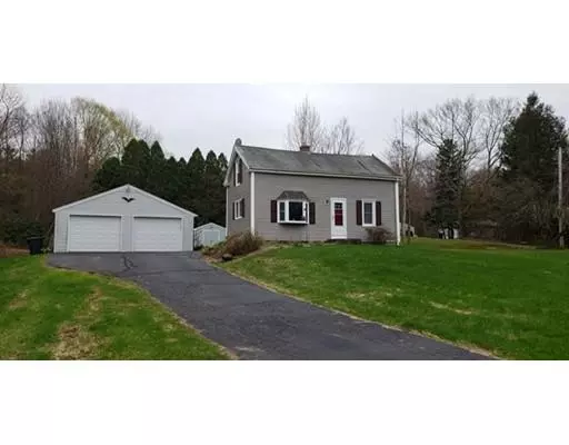 57 Charlton St, Leicester, MA 01542