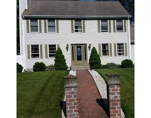 Taunton, MA 02718,31 Hyacinth Ln