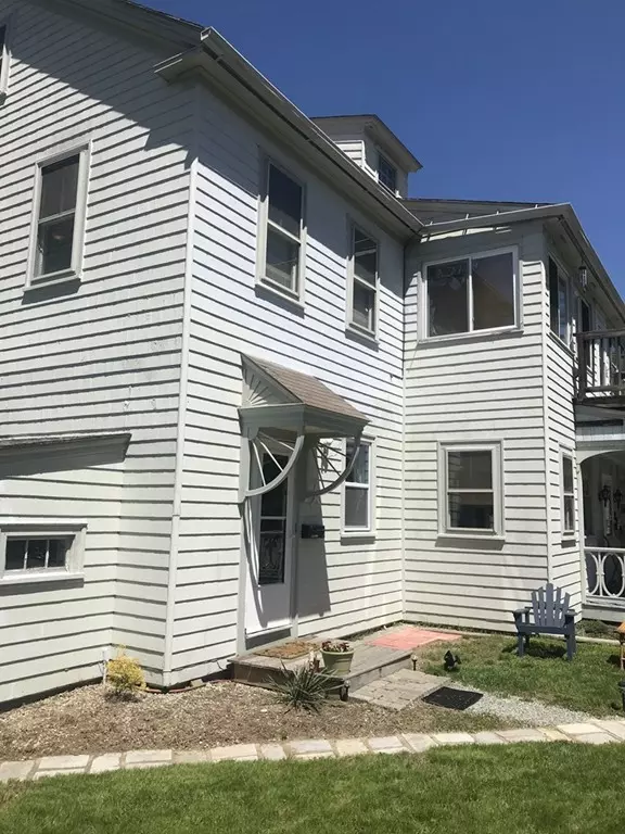 38 Ray St #2, Webster, MA 01570