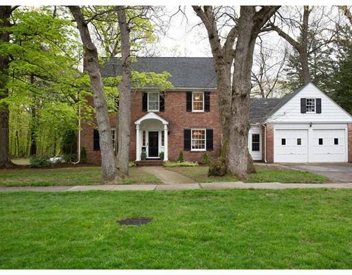 17 Longmeadow St, Longmeadow, MA 01106