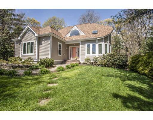 14 Thompson Court, Stoughton, MA 02072