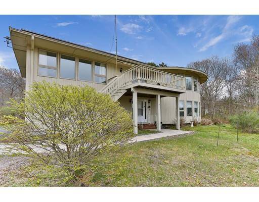 38 Weather Deck Dr, Bourne, MA 02532