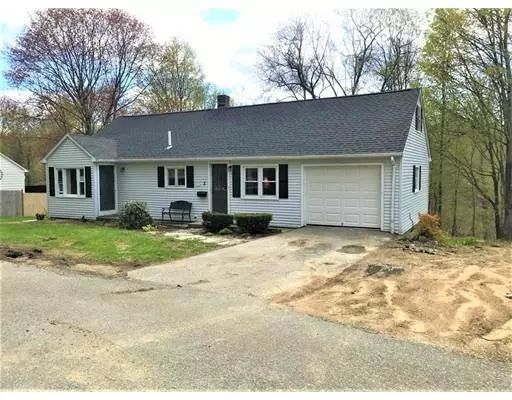 2 Chesnar Dr, Leicester, MA 01611