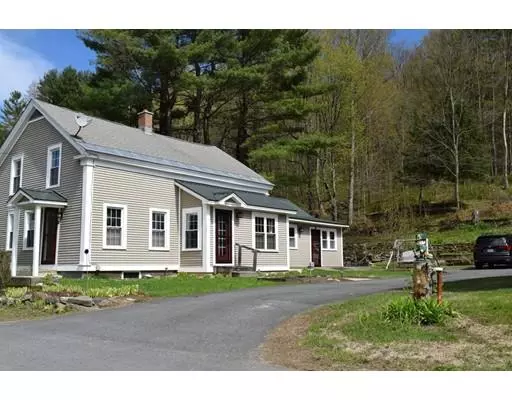 13 River St, Colrain, MA 01340