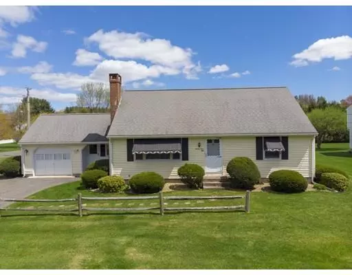 24 Fraser Dr, East Longmeadow, MA 01028