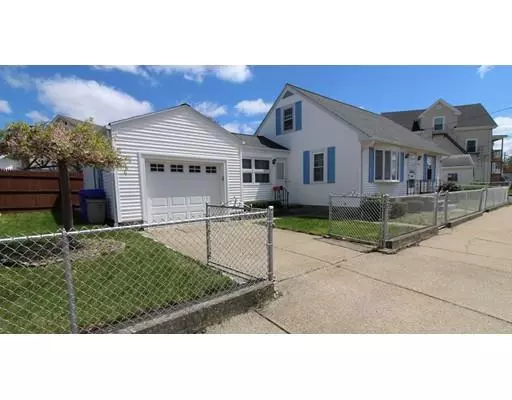 249 Mendon Ave, Pawtucket, RI 02861