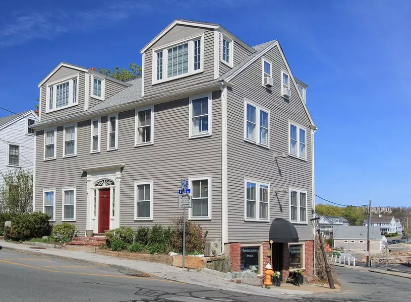 81 Main St #B, Rockport, MA 01966