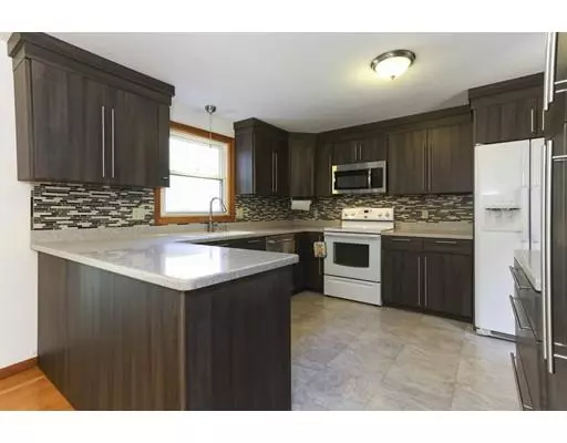 Norton, MA 02766,138 Bay Road