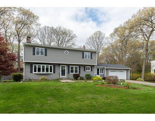 55 Woodcrest Rd, North Attleboro, MA 02760