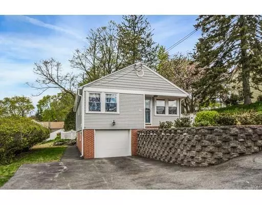 17 Florence Road, Methuen, MA 01844