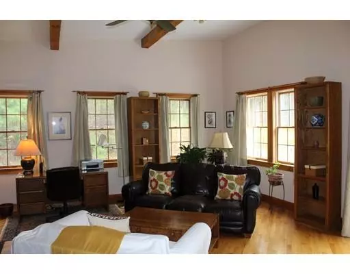 New Braintree, MA 01531,1435 Gilbertville Road