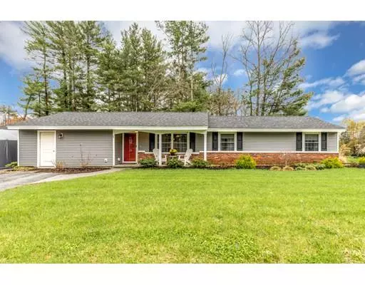 Ipswich, MA 01938,1 Birch Ln