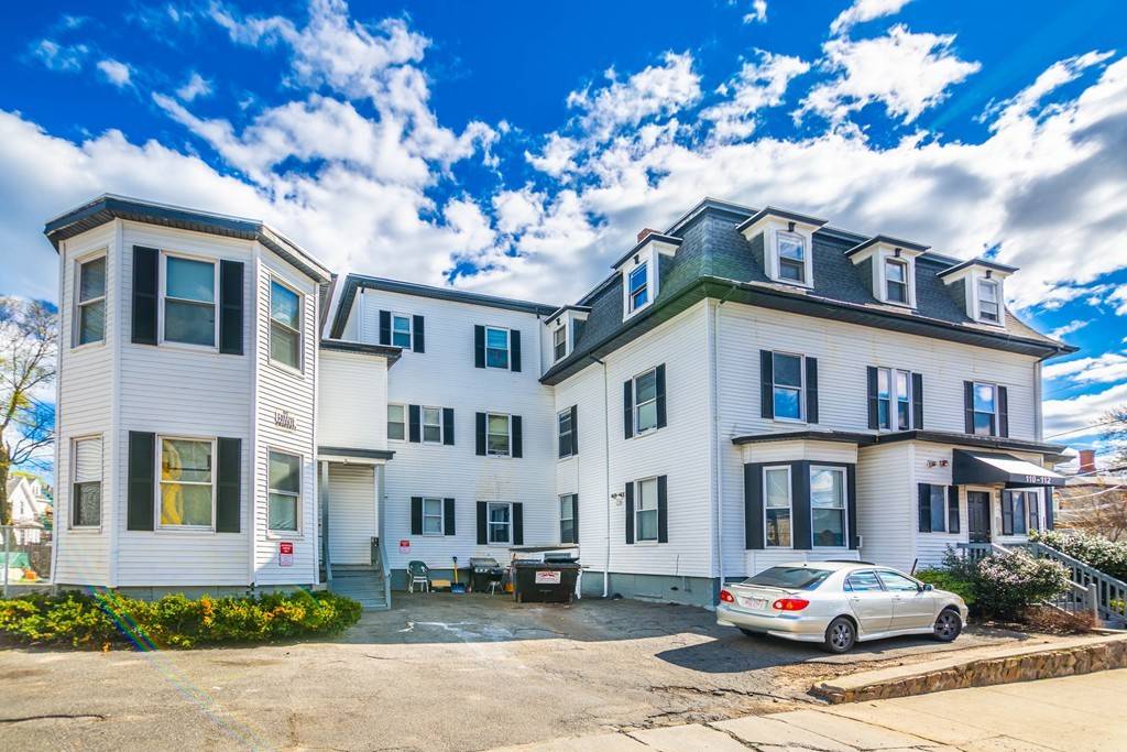 110-112 Hollingsworth St, Lynn, MA 01902