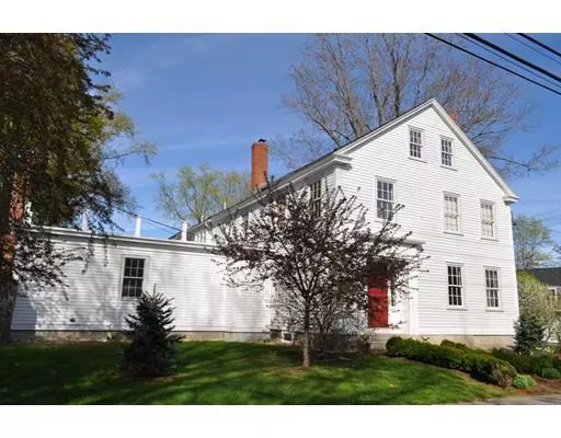 Topsfield, MA 01983,40 South Main St.