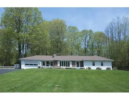 3 Valley View Road, Williamsburg, MA 01096