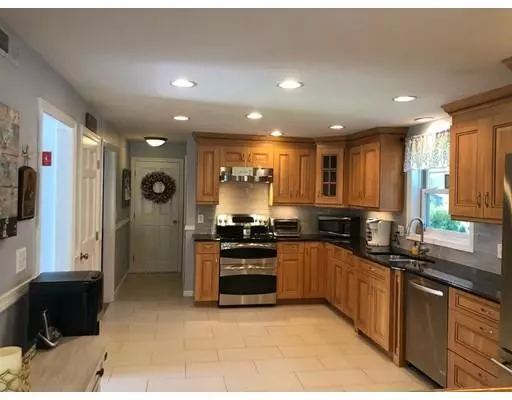 Sutton, MA 01590,27 Wachusett Dr