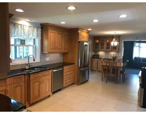 Sutton, MA 01590,27 Wachusett Dr