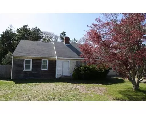 105 Old Bass River Rd, Dennis, MA 02660