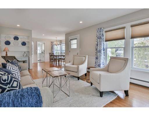 29 Franklin St, Newburyport, MA 01950