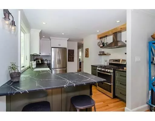 Sherborn, MA 01770,28 South Main Street