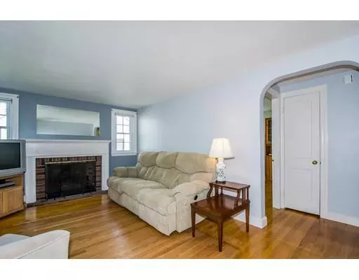 Milton, MA 02186,44 Lyman Rd