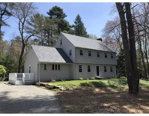 10 Long Plain Rd, Mattapoisett, MA 02739