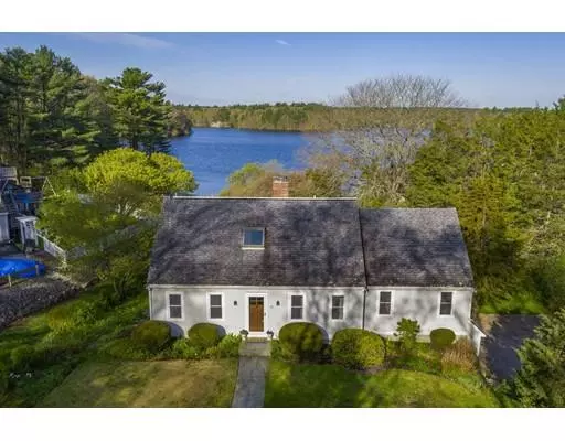 42 Aaron River Rd, Cohasset, MA 02025