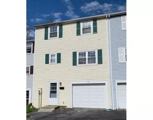 15 Warebrook Vlg, Ware, MA 01082