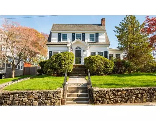 21 Aborn Ave, Wakefield, MA 01880