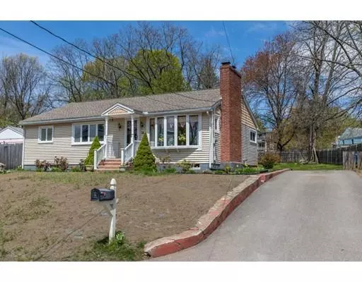 25 Marcello Avenue, Leominster, MA 01453