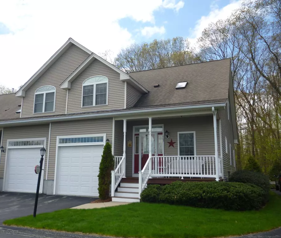 Cumberland, RI 02864,158 Bear Hill Road #405