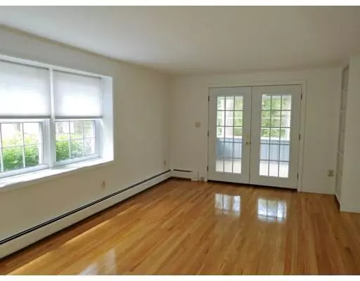 Agawam, MA 01001,29 Western Drive