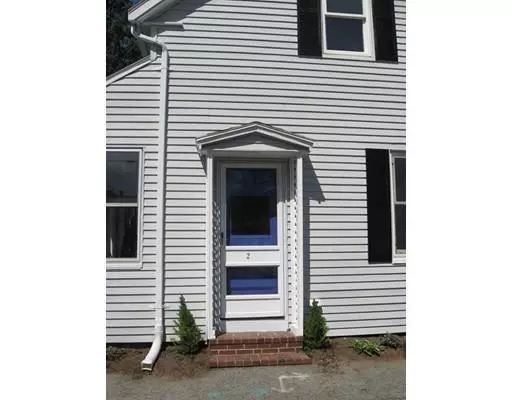 Ipswich, MA 01938,2 River Ct