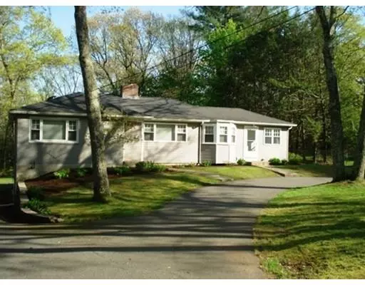 Franklin, MA 02038,243 Pleasant Street
